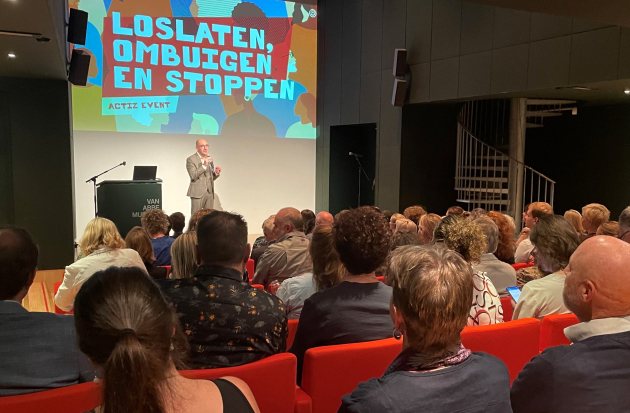 Opening conferentie Loslaten, Ombuigen en Stoppen