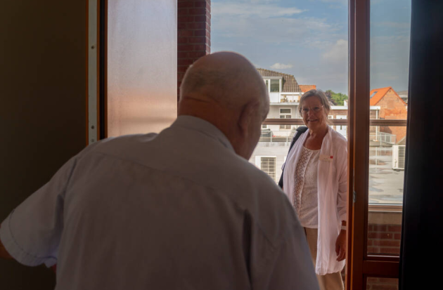 VanThuisUit - medewerker en client