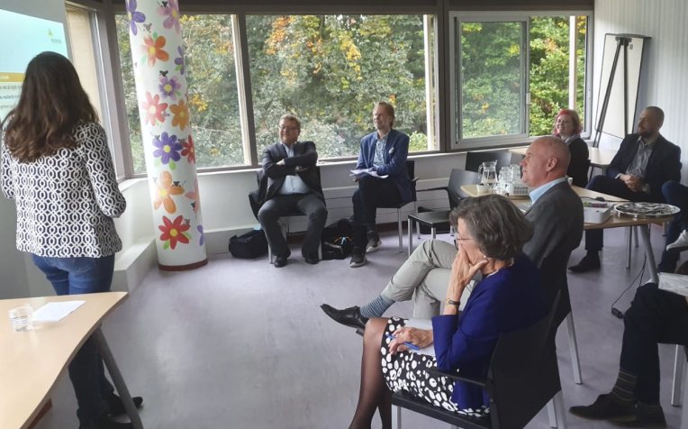 Finse en Tsjechische delegatie op werkbezoek in Nederland