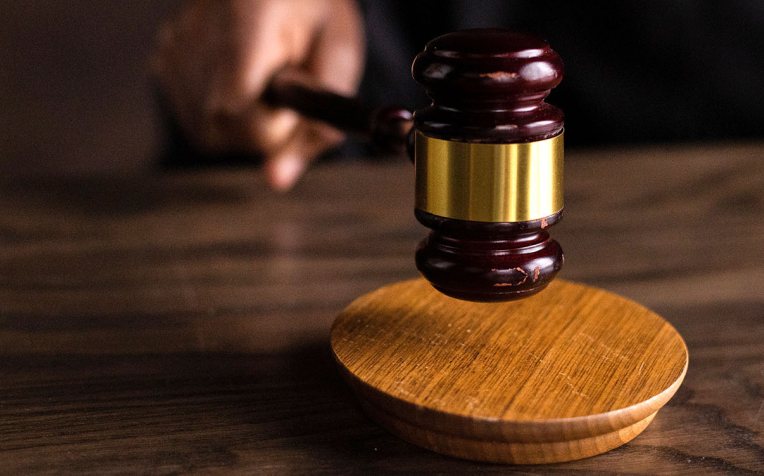 Stockfoto voorzittershamer