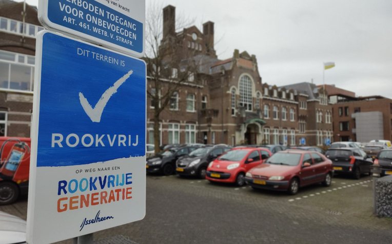 Rookvrije zorg bord voor zorgorganisatie Ijselheem