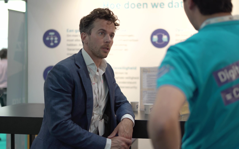 Jef Mol in gesprek op de Zorg en ICT Beurs 