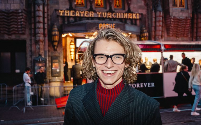 Teun Toebes voor theater Tuschinski