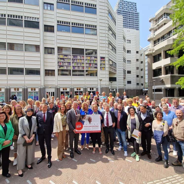 Aanbieding petitie