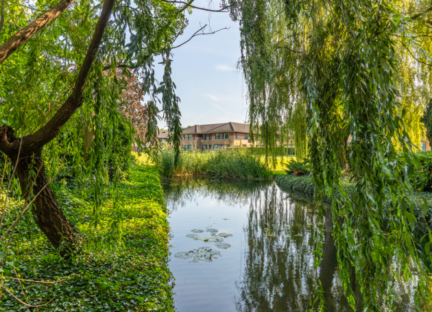 De Vijferhof in groene omgeving