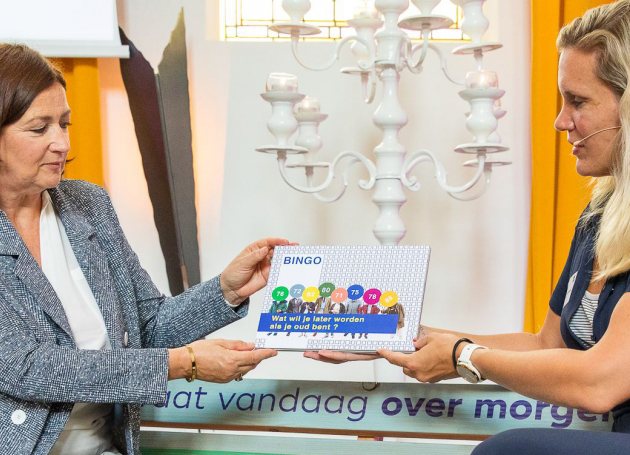 Conny Helder en Anneke Westerlaken op verenigingsmiddag 18 mei 2022