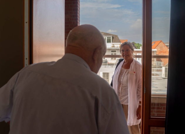 VanThuisUit - medewerker en client