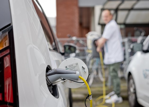 Wijkverpleging met elektrische auto 