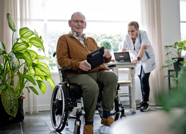Wijkverpleging bij heer thuis 