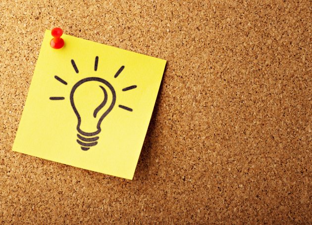 Gele post-it met lampje voor Startups pitchcompetitie 