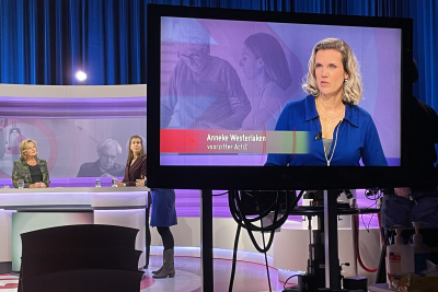 Anneke Westerlaken tijdens de uitzending Max Meldpunt