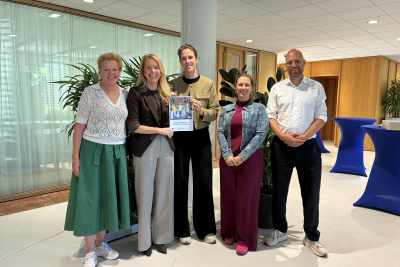 Foto van de vertegenwoordigers van het convenant experiment bekostiging GRZ